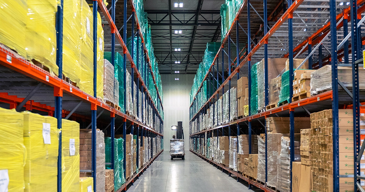 The Best Energy-Efficient Lighting Systems for Large Warehouses